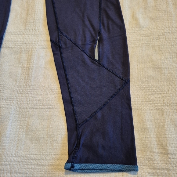 Patagonia women's size Small blue ankle leggings back zippered pocket VGUC - Picture 3 of 8